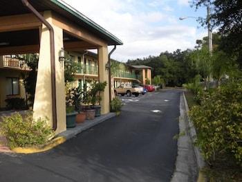 Motel Ambassador 2*