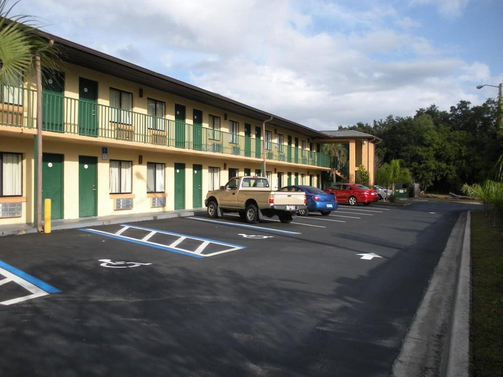Ambassador Motel